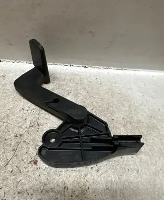 Audi A4 S4 B7 8E 8H Engine bonnet (hood) release handle 8A6625533B 8E1823533B