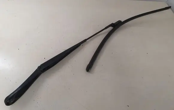Jaguar F-Pace Windshield/front glass wiper blade HK8317526AA