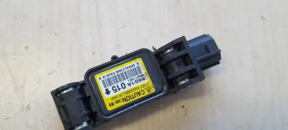 Mitsubishi Grandis Airbag deployment crash/impact sensor 8651A015 0657081543