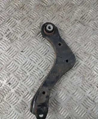 Rear control arm