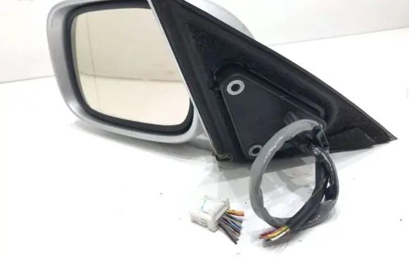 Lexus GS 300 350 430 450H Front door electric wing mirror
