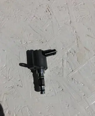 Audi A4 S4 B9 Oil pressure sensor 06K115343AB 150431 A35319