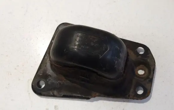 Volkswagen Golf V Bracket in trunk/boot 1K0505129J