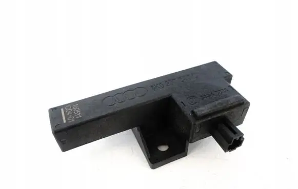 Volkswagen Touareg II Keyless (KESSY) go control unit/module 8K0907247