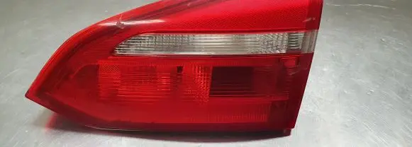 Ford Focus Rear/tail lights F1EB13A602CA