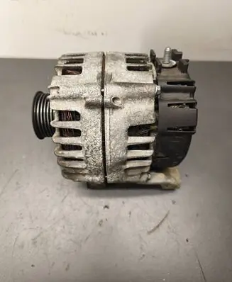 BMW 5 F10 F11 Generator/alternator 8515754 FG23S058 411037173