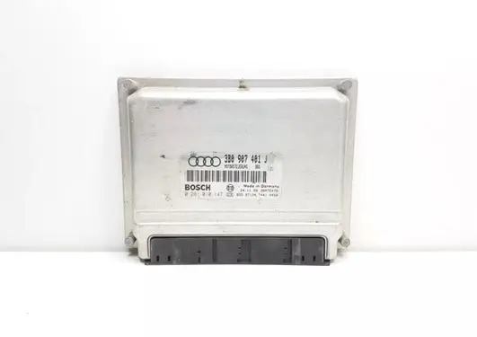 Volkswagen PASSAT B5 Engine control unit/module 3B0907401J