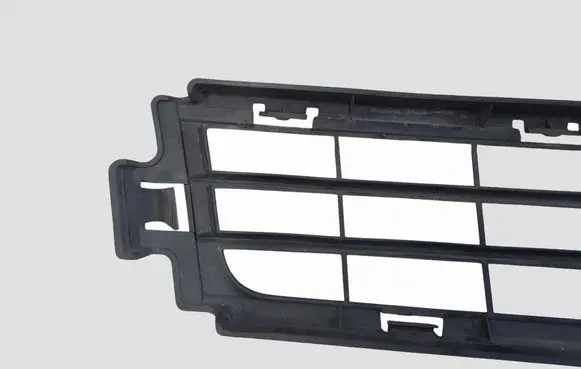 Volvo V50 Front bumper lower grill 30744911