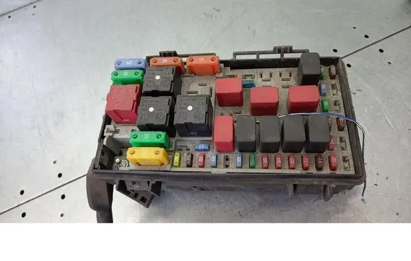 Fiat Punto (199) Fuse box set