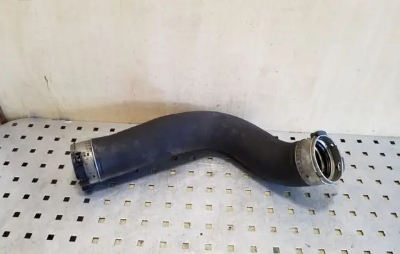 BMW 5 F10 F11 Intercooler hose/pipe 781061502
