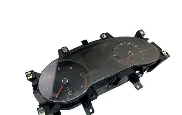 Volkswagen PASSAT B8 Speedometer (instrument cluster) 3G0920741