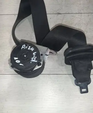 Mitsubishi Colt Rear seatbelt 602441500 0049 050517