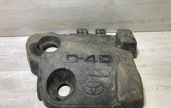 Toyota Yaris Engine cover (trim)