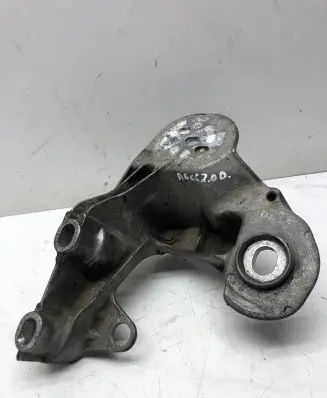 Audi A6 S6 C6 4F Engine mounting bracket 4F0199351AG AU5112C01CC