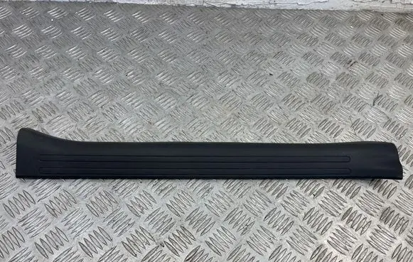 Nissan Juke I F15 Front sill trim cover 769B51KA2A