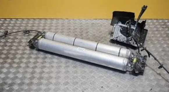 Ram 1500 Air suspension compressor/pump 68496113AB