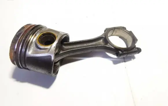 Audi A3 S3 8P Piston with connecting rod 038j