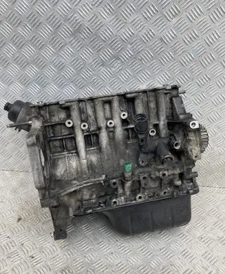 Peugeot 2008 I Engine block 8HR 10FDBX