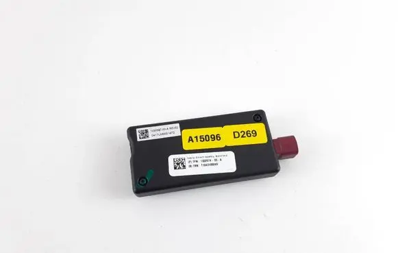Tesla Model S Aerial antenna amplifier 103297400A 103058700A