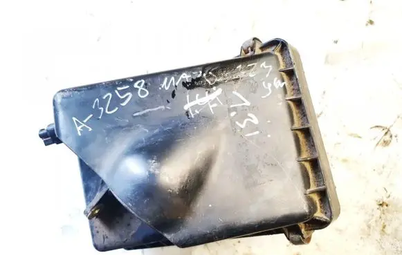 Mazda 323 Air filter box HB595