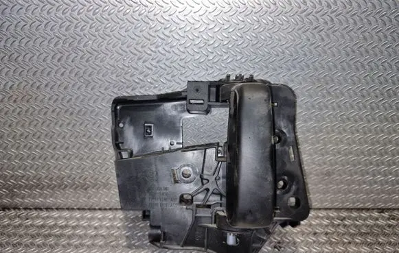 Peugeot Partner Sliding door interior handle 9682100777