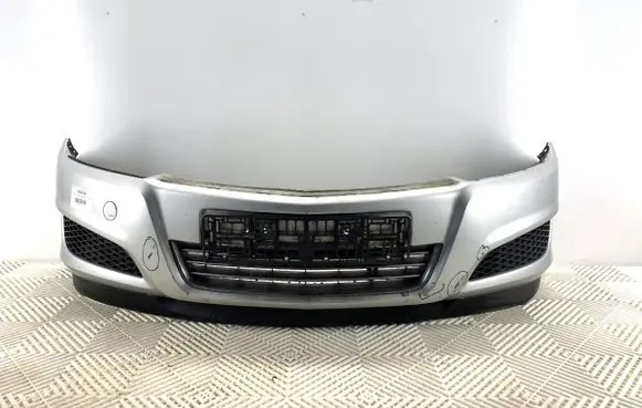 Opel Astra H Front bumper 