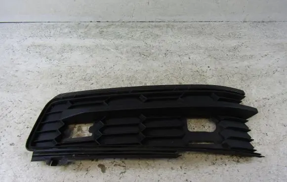 Skoda Kodiaq Front bumper lower grill 565807368