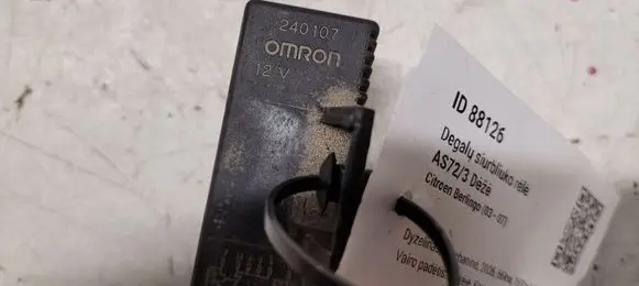 Citroen Berlingo Fuel pump relay 240107