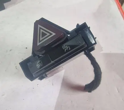 Opel Corsa D Hazard light switch 13189529 27577833