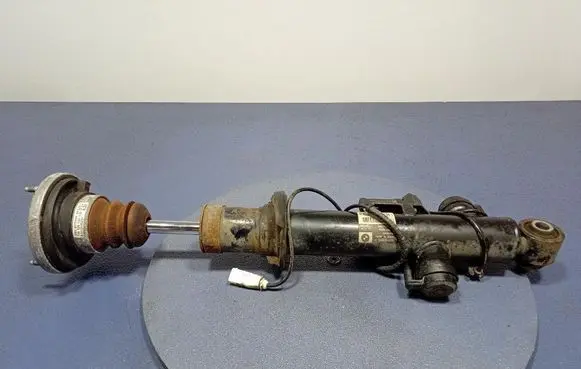 BMW 7 F01 F02 F03 F04 Rear shock absorber/damper 6796928