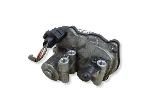 Audi A4 S4 B7 8E 8H Intake manifold valve actuator/motor 06F133482 2900312909 A2C53042178