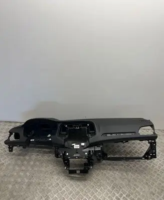Renault Megane IV Dashboard 1526693X 26092017 250707158