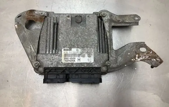 Toyota Yaris Engine control unit/module 896610D450 0281012320 0281012322