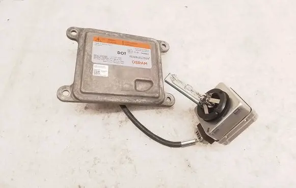 Chevrolet Bolt Headlight ballast module Xenon AA6789701HQ