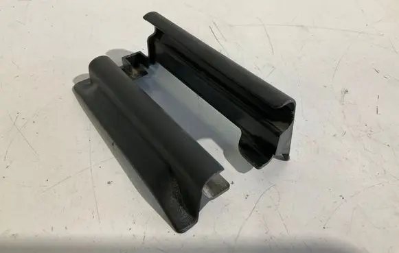 Mercedes-Benz E W211 Front driver seat rail trim 2119190720 70040003