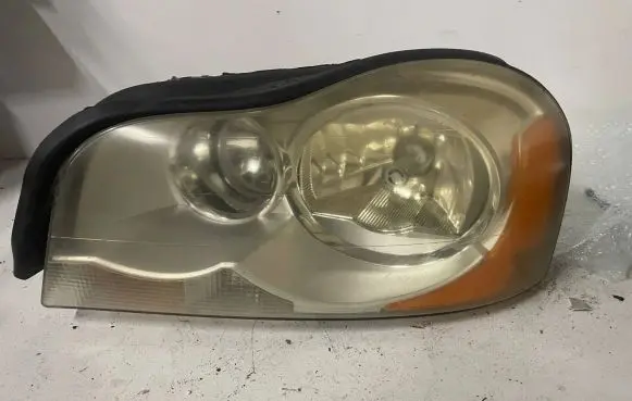 Volvo XC90 Headlight/headlamp 30655946 89008899