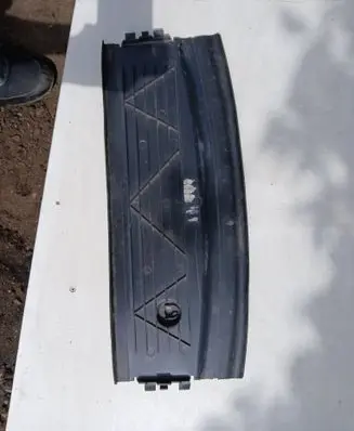 BMW 5 E60 E61 Radiator trim 7050651 74850610