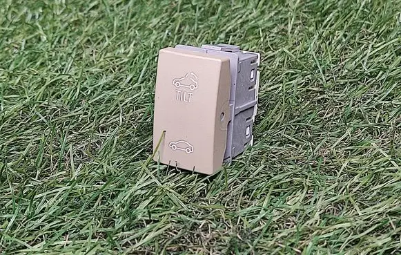 Buick Encore I Sunroof switch 95363559