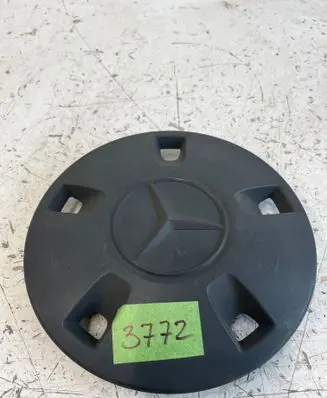Mercedes-Benz Vito Viano W447 Original wheel cap A4474011600