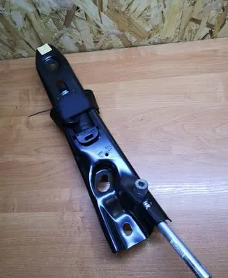 Volvo XC90 Front seatbelt 8092