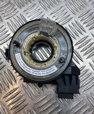 Skoda Octavia Mk1 (1U) Airbag slip ring squib (SRS ring) 1K0959653