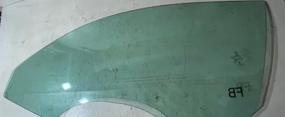 Ford Mustang VI Front door window glass four-door 43R000263 JR3B6321111AA