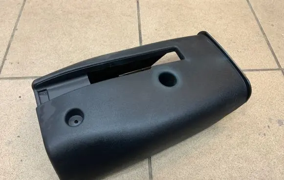 Steering wheel column trim