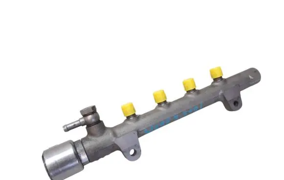 Mercedes-Benz C W205 Fuel main line pipe A6510700495 0307752600