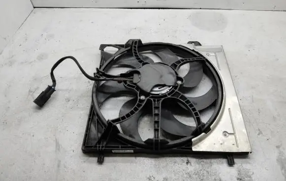Opel Mokka B Electric radiator cooling fan 9827752980