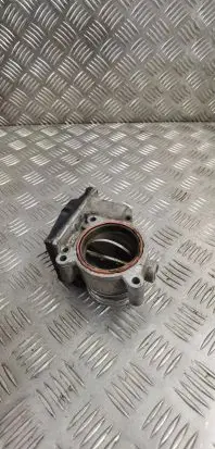 Volkswagen PASSAT CC Throttle valve 03L128063S