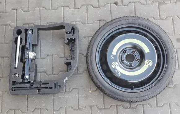 Audi A4 S4 B8 8K R19 spare wheel 8K0601027