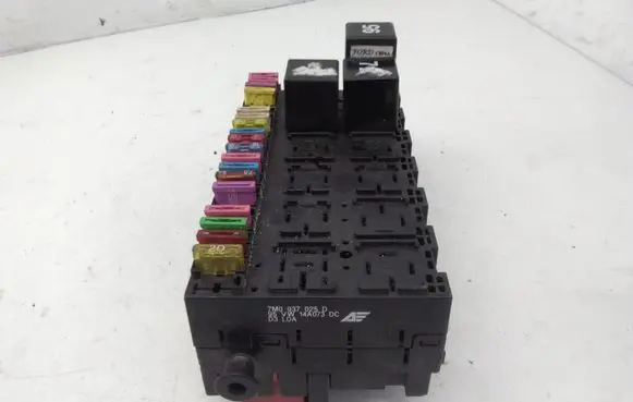 Volkswagen Sharan Fuse module 7M0937025D 357937039