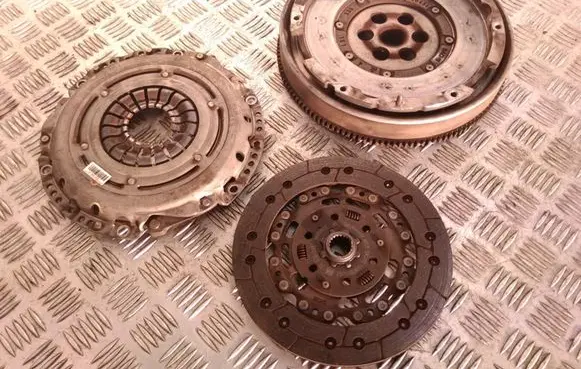 Opel Insignia A Clutch set kit 55563420 332350714