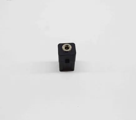 Volvo S60 AUX in-socket connector 31285608